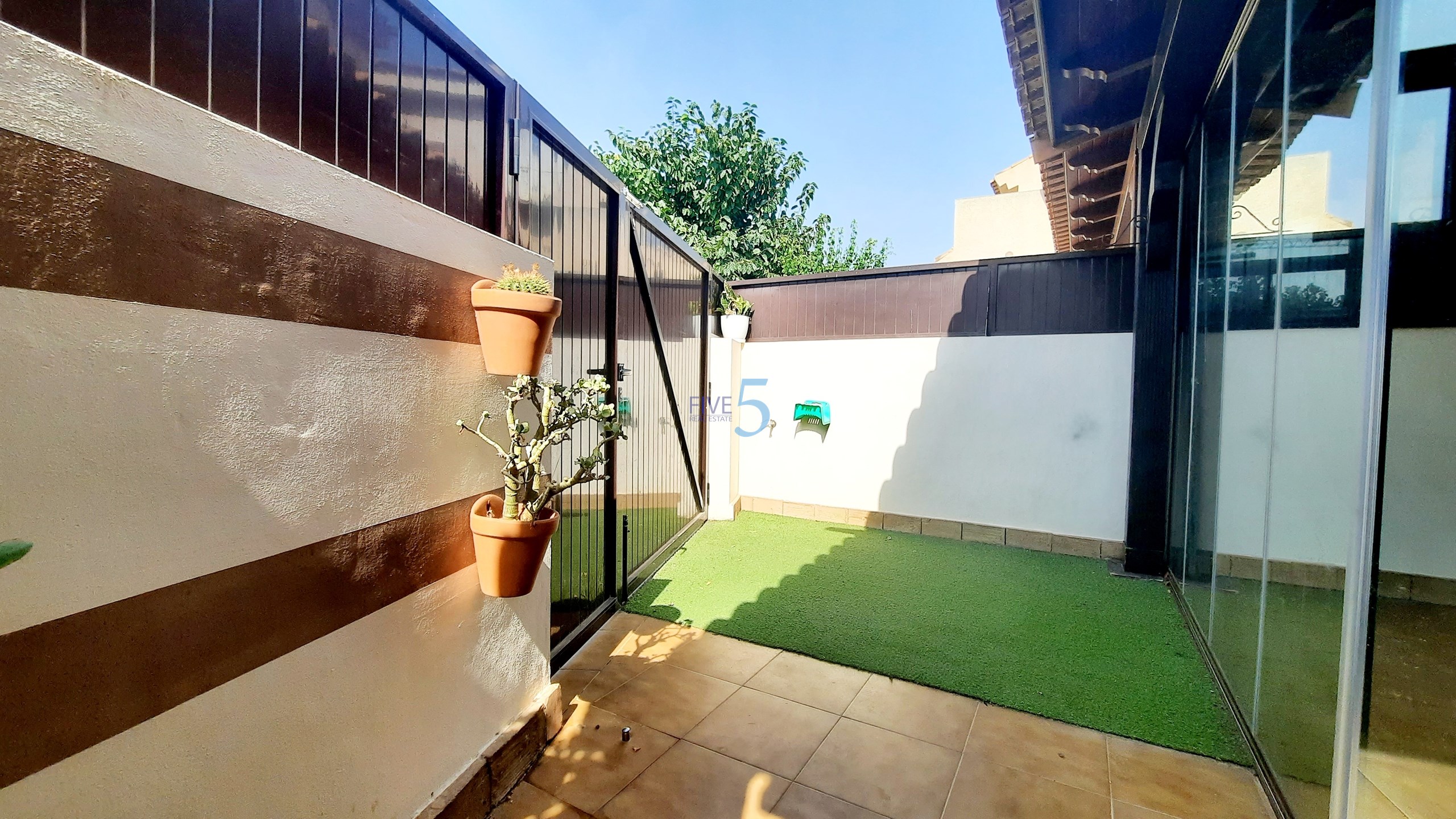 Townhouse for sale in Los Alcázares 2