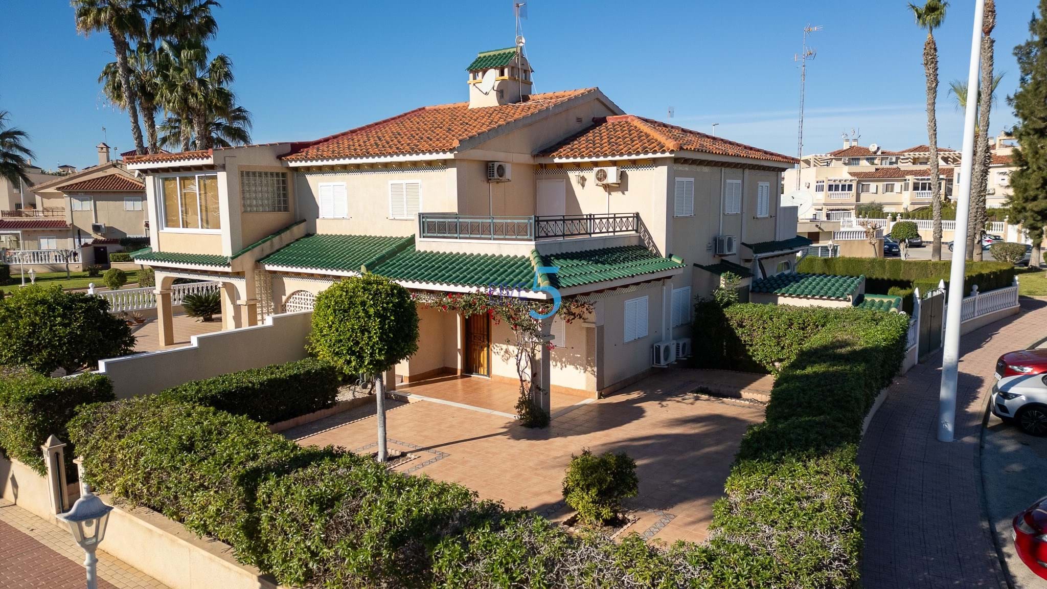Property Image 581787-playa-flamenca-ii-townhouses-3-2