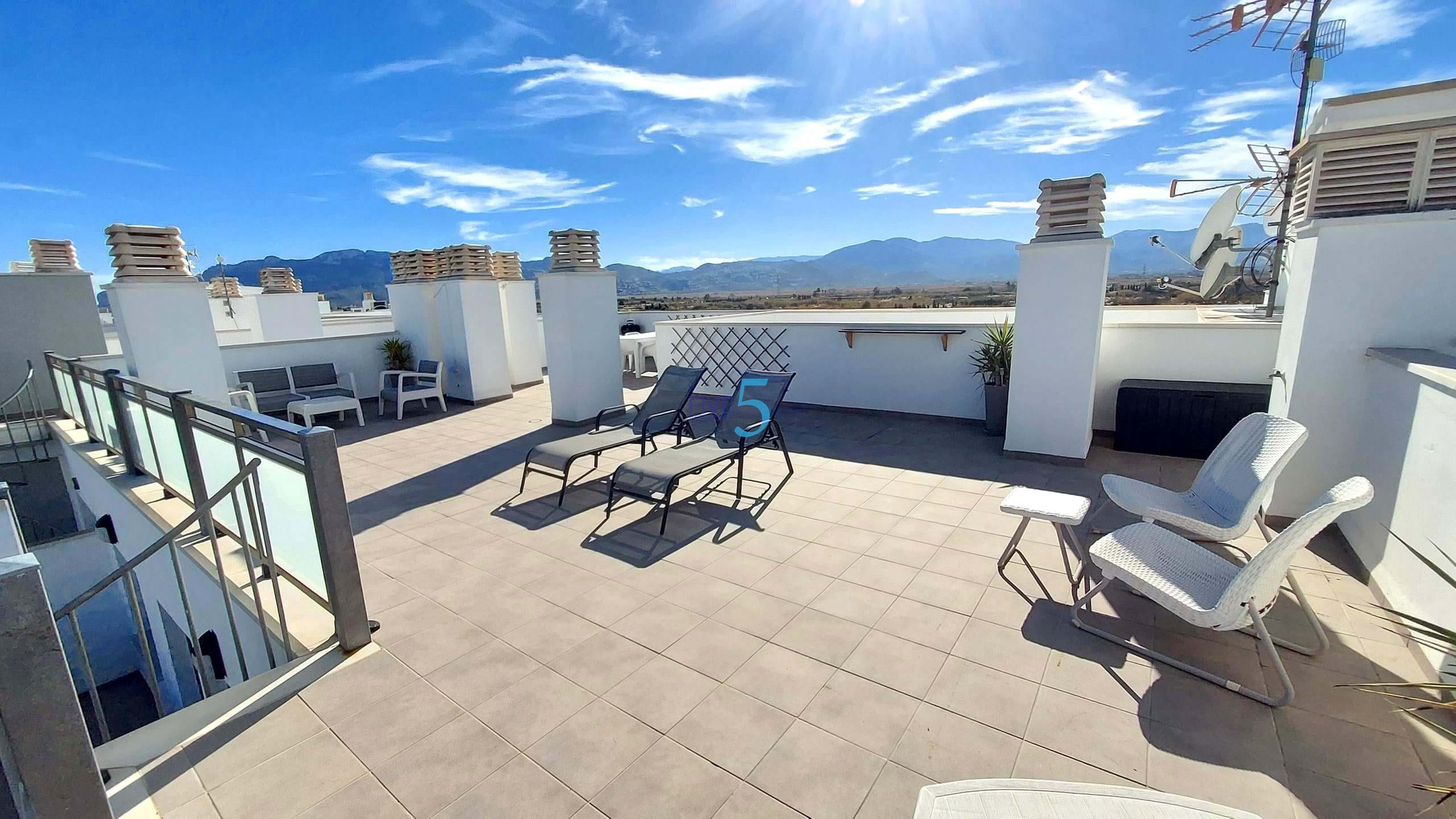 Penthouse for sale in Oliva 15