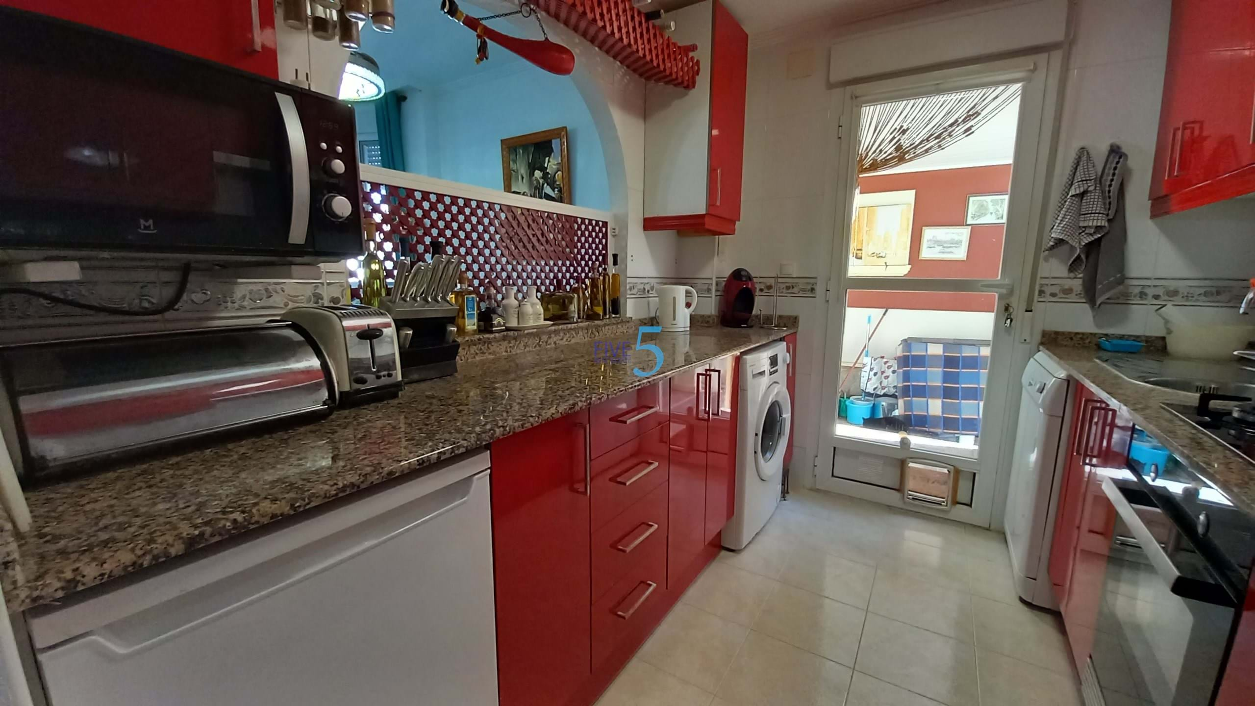 Adosada en venta en Alicante 8