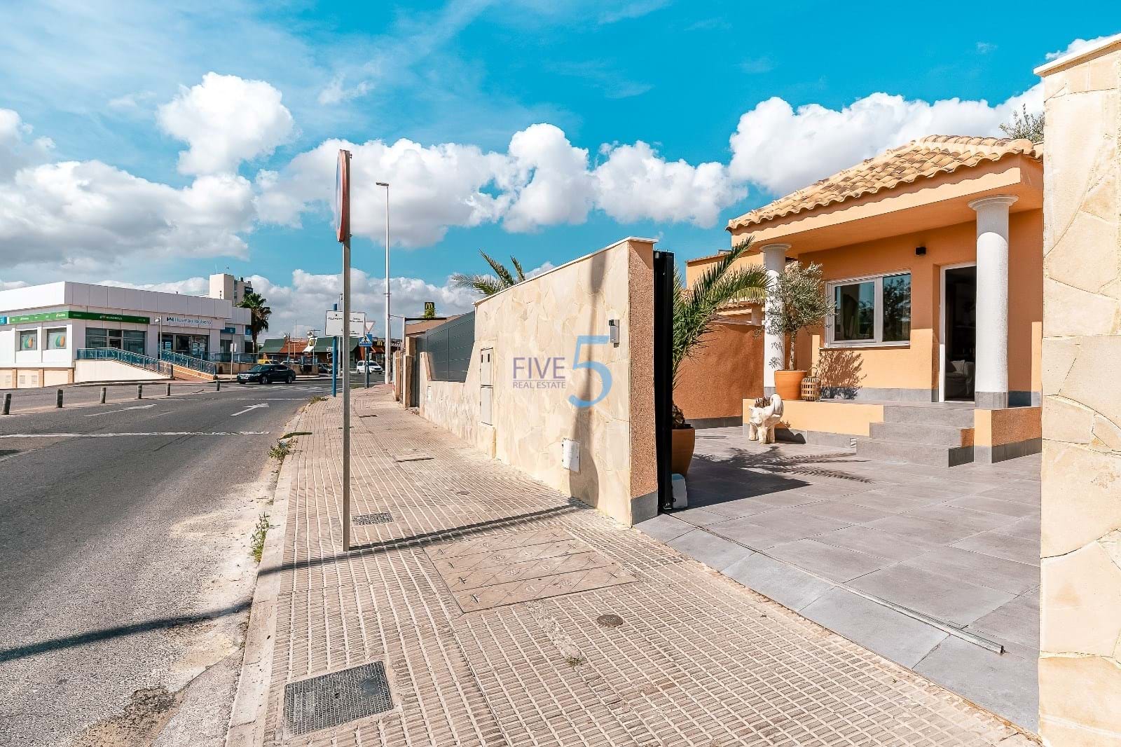 Maison de ville à vendre à Alicante 36