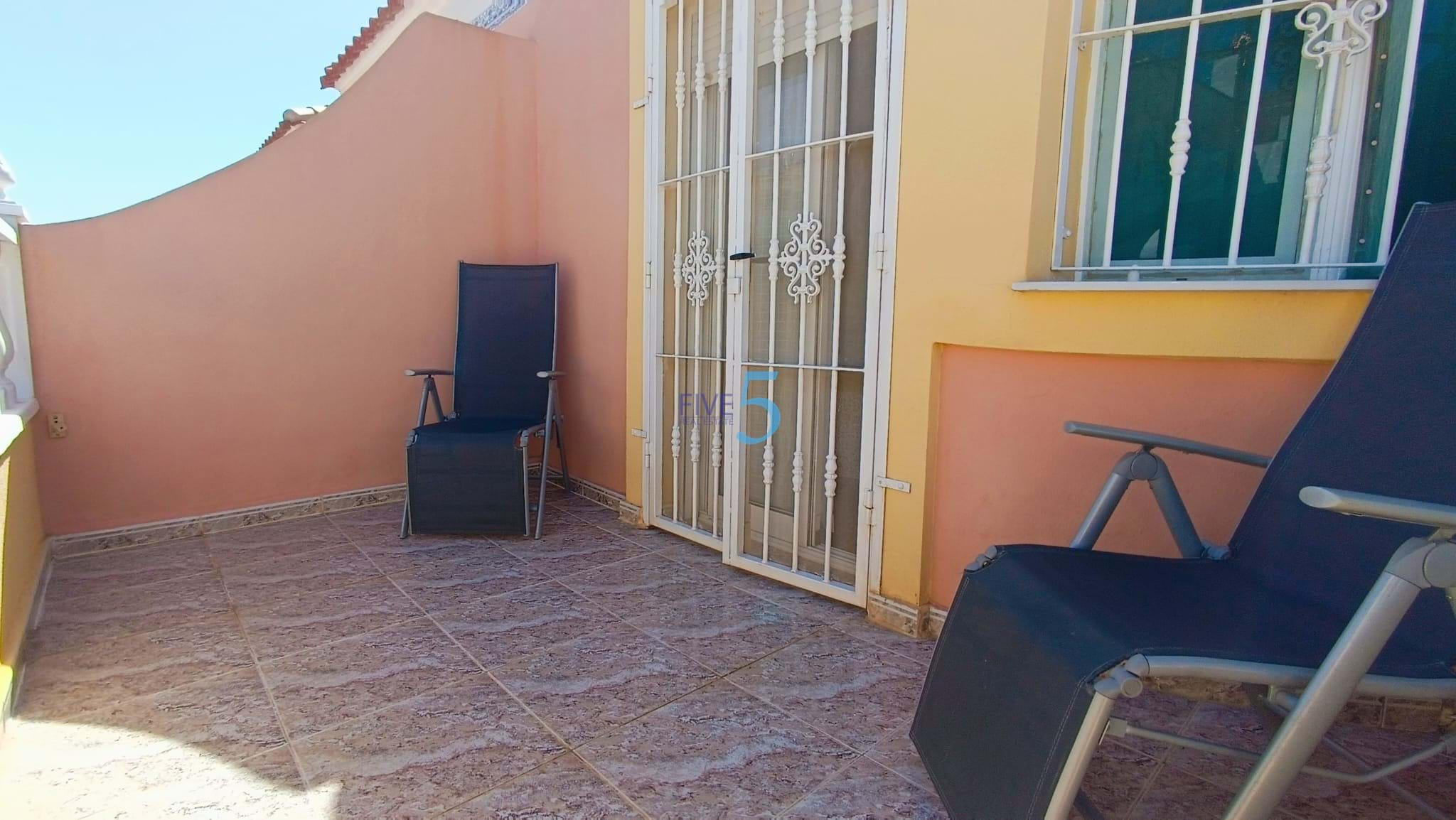 Townhouse te koop in Alicante 21