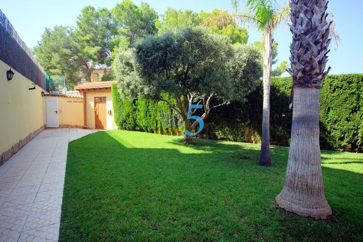 Villa for sale in Torrevieja and surroundings 31