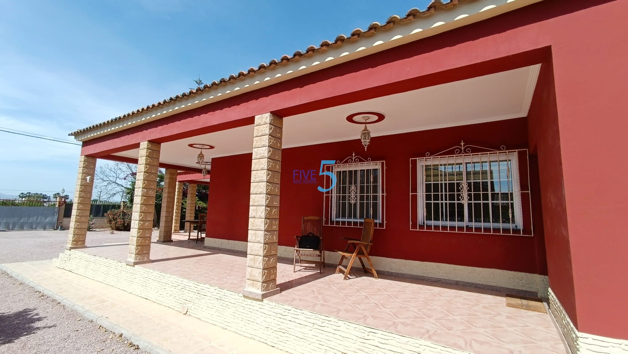 Villa till salu i Alicante 32