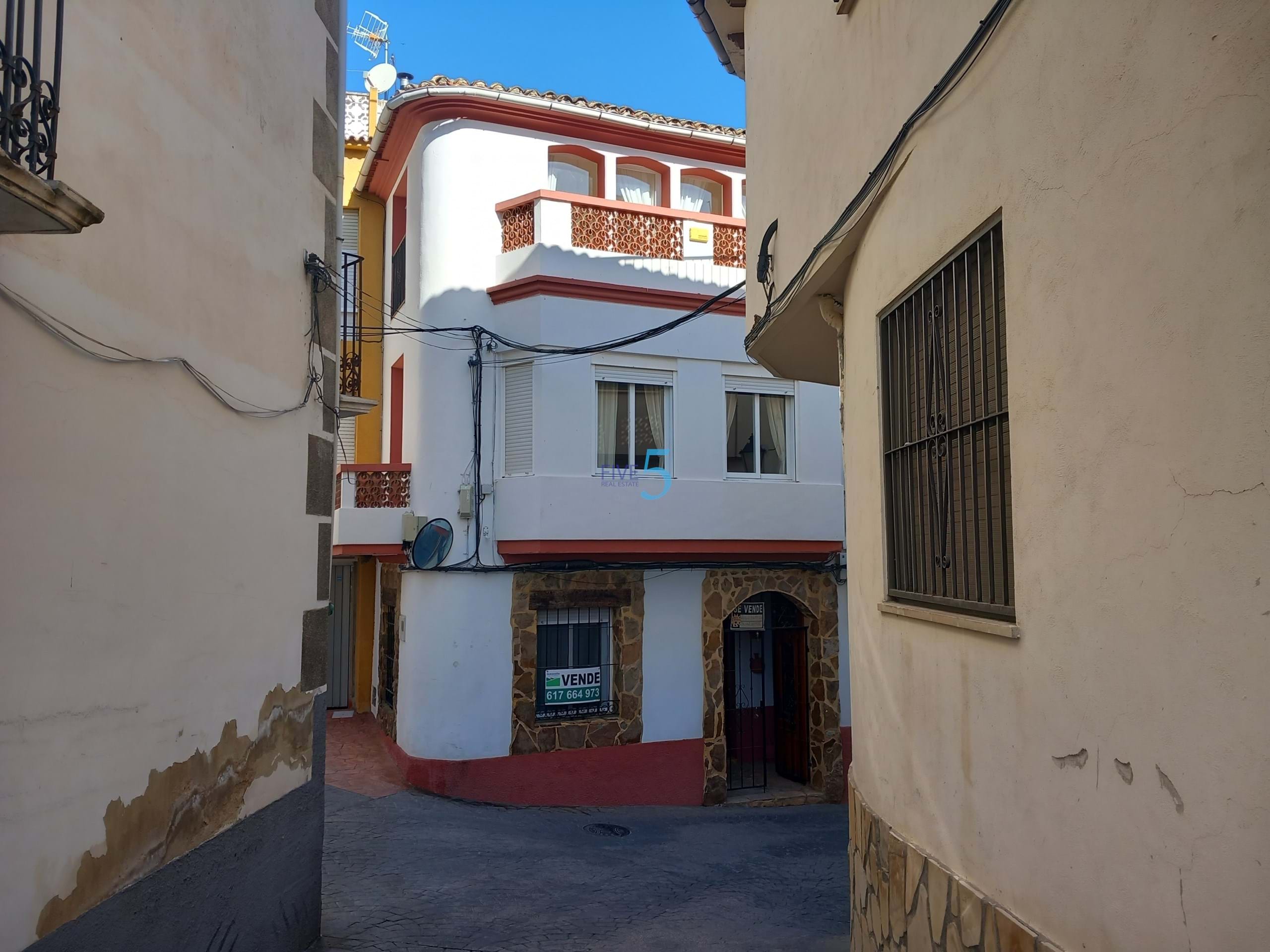 Maison de ville à vendre à Alicante 2