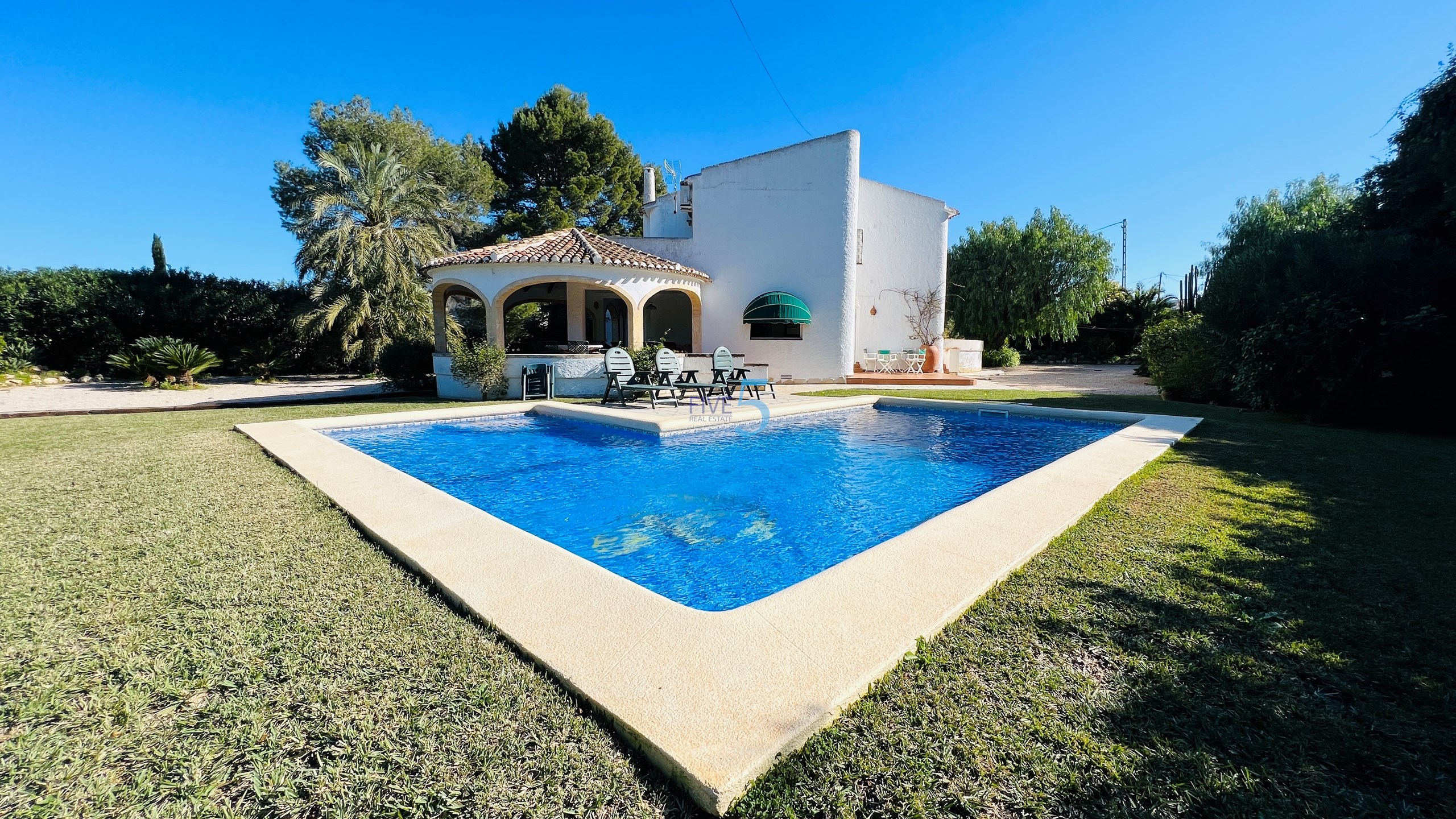 Villa for sale in Dénia 1