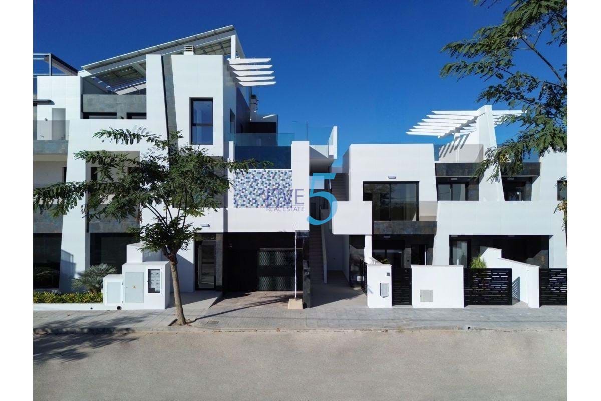 Haus zum Verkauf in Alicante 2