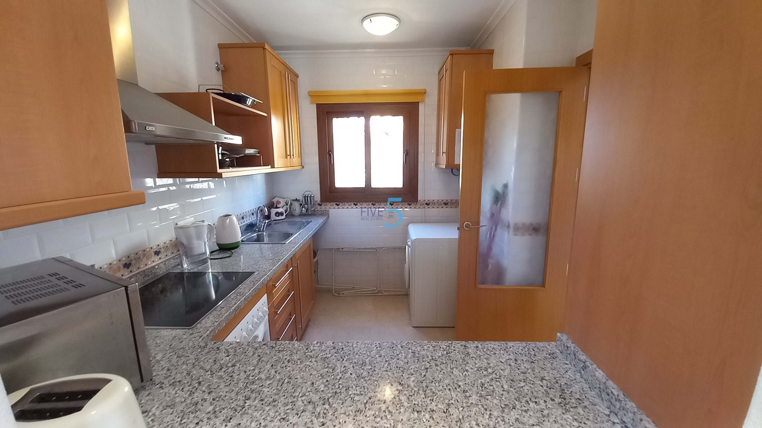 Townhouse te koop in Alicante 4