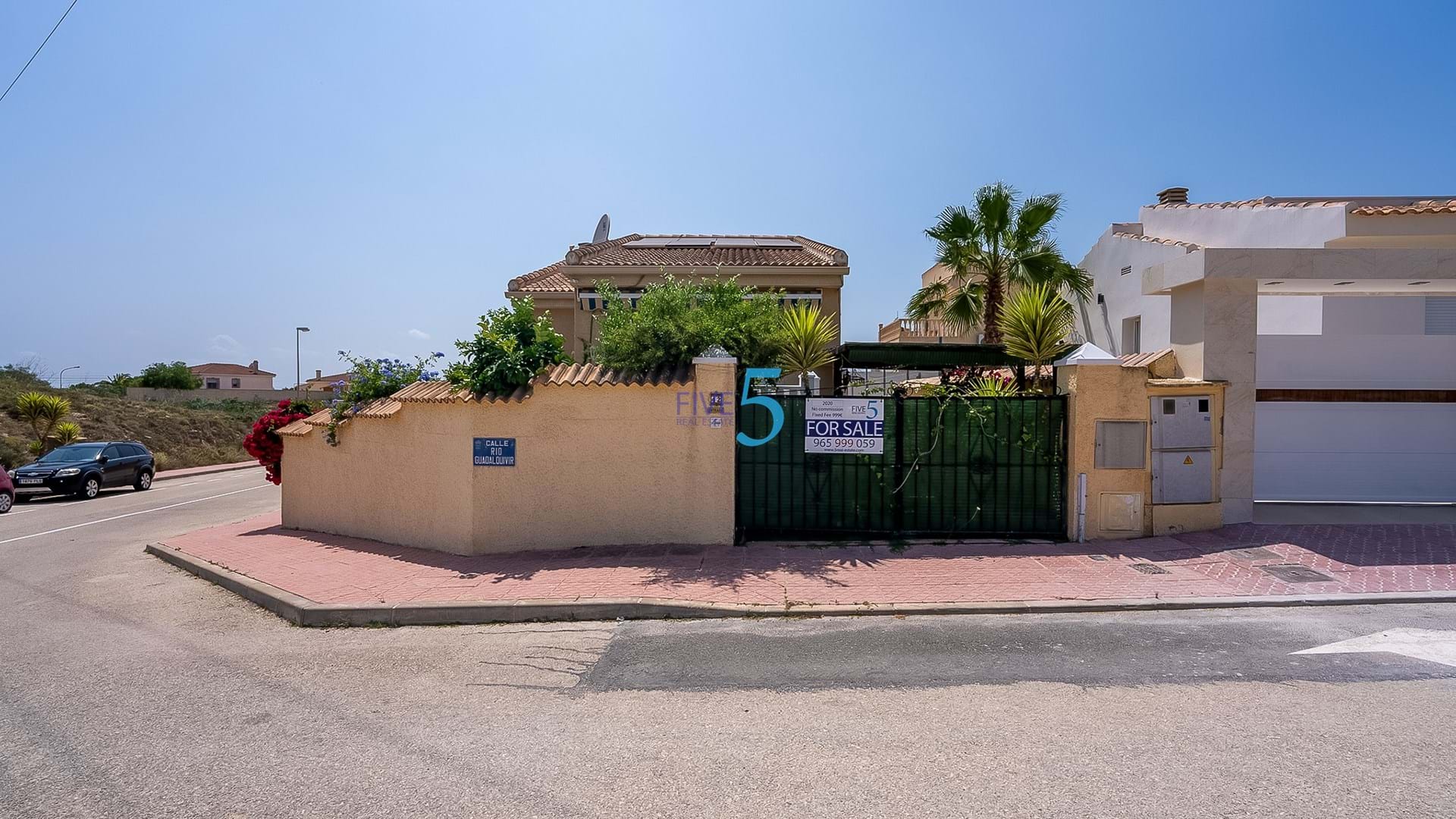 Villa for sale in Ciudad Quesada 45