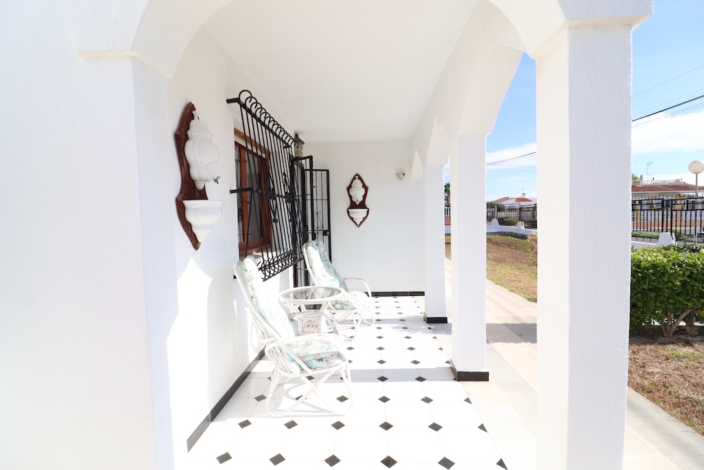 Villa for sale in Torrevieja and surroundings 9