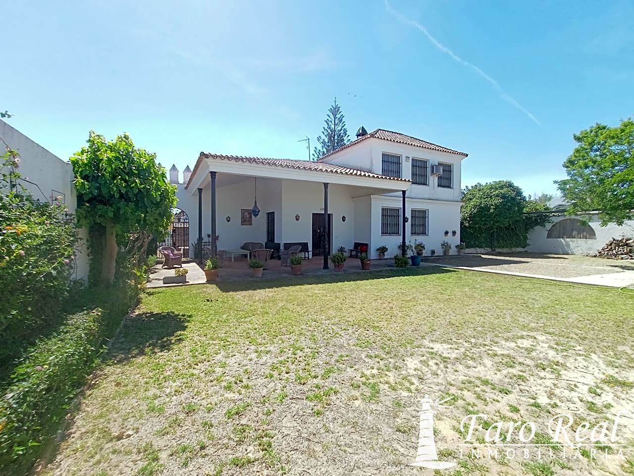 Villa for sale in Costa de Cádiz Northwest 11