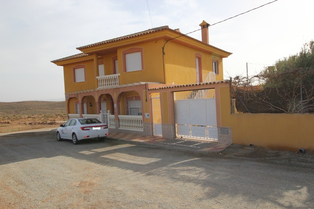 Property Image 586805-puerto-lumbreras-villa-3-2