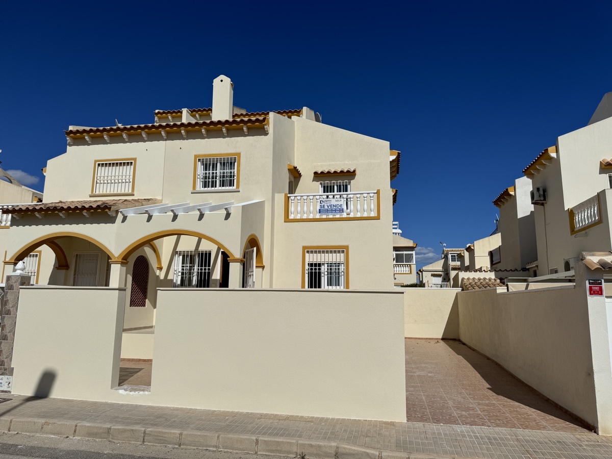 Property Image 586823-blanca-townhouses-2-2