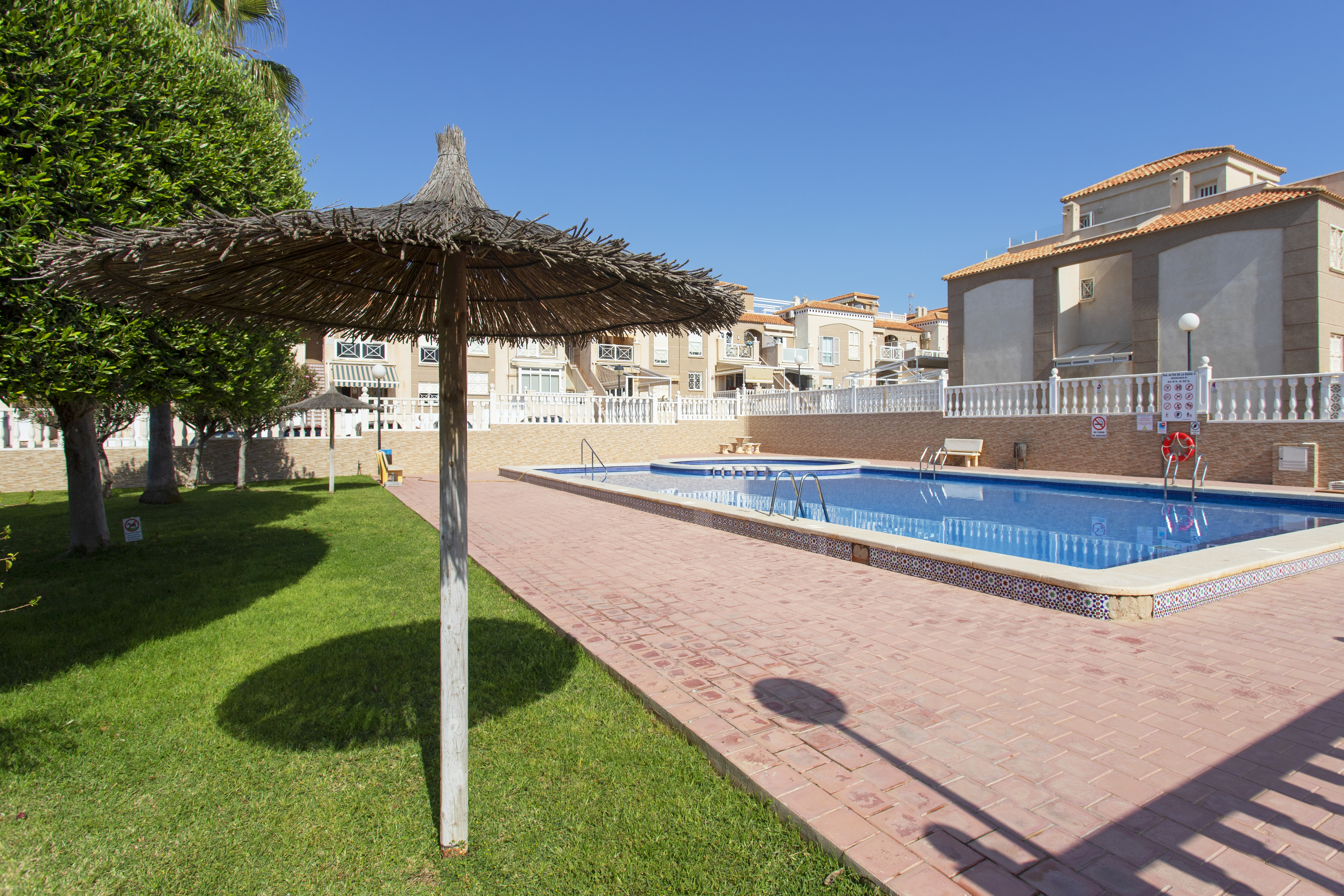 Apartment for sale in Torrevieja and surroundings 30