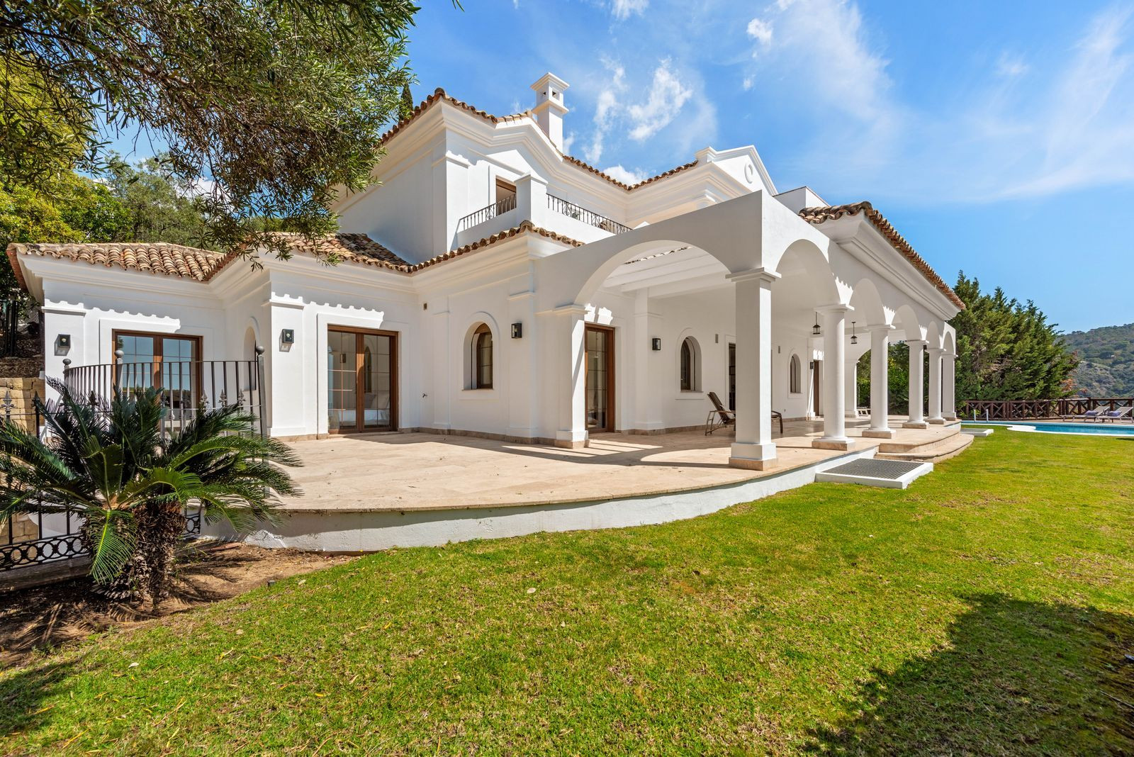 Villa for sale in Benahavís 31