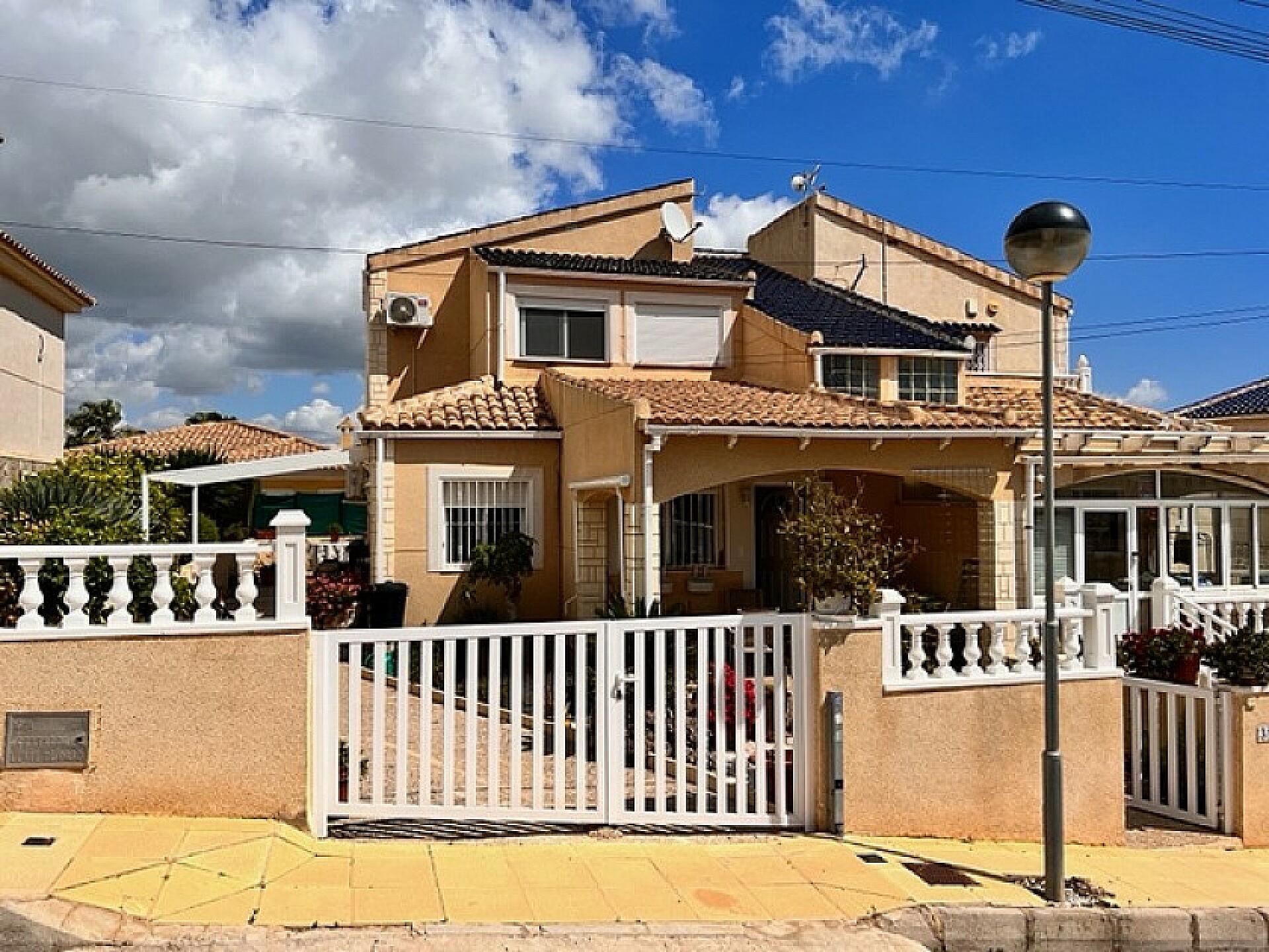 Townhouse na sprzedaż w Alicante 13