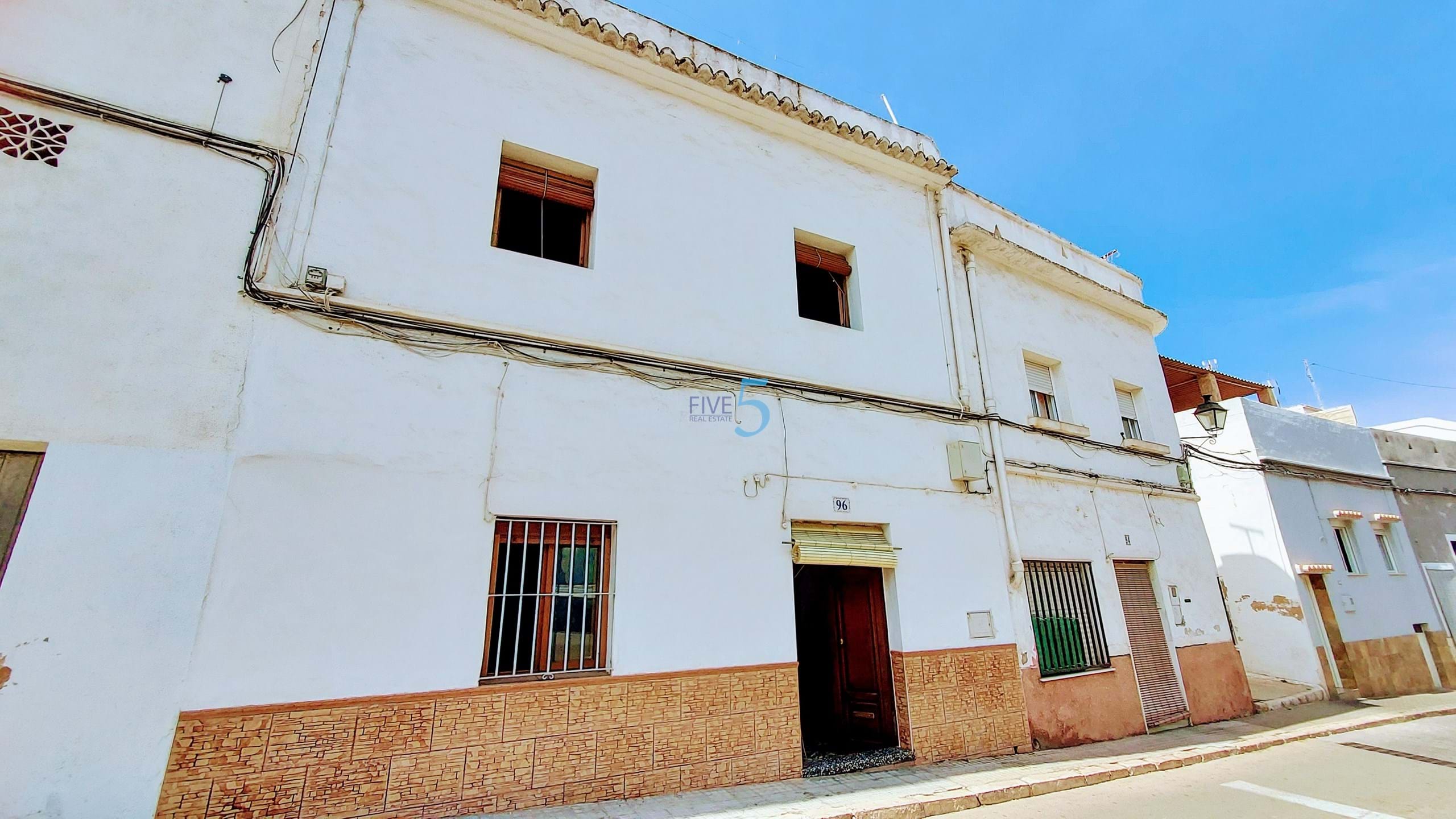 Townhouse te koop in Valencia City 1