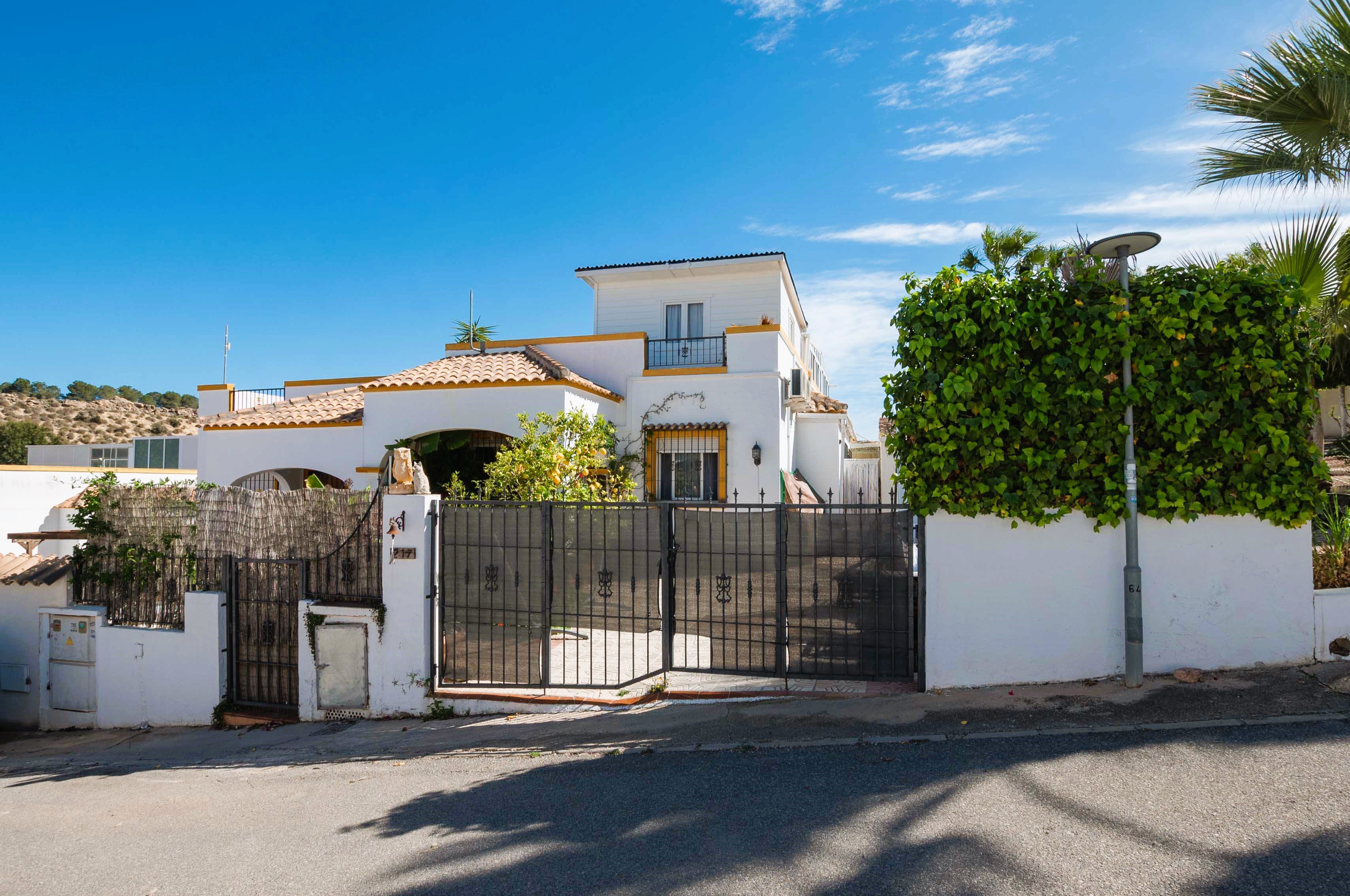 Maison de ville à vendre à Alicante 31