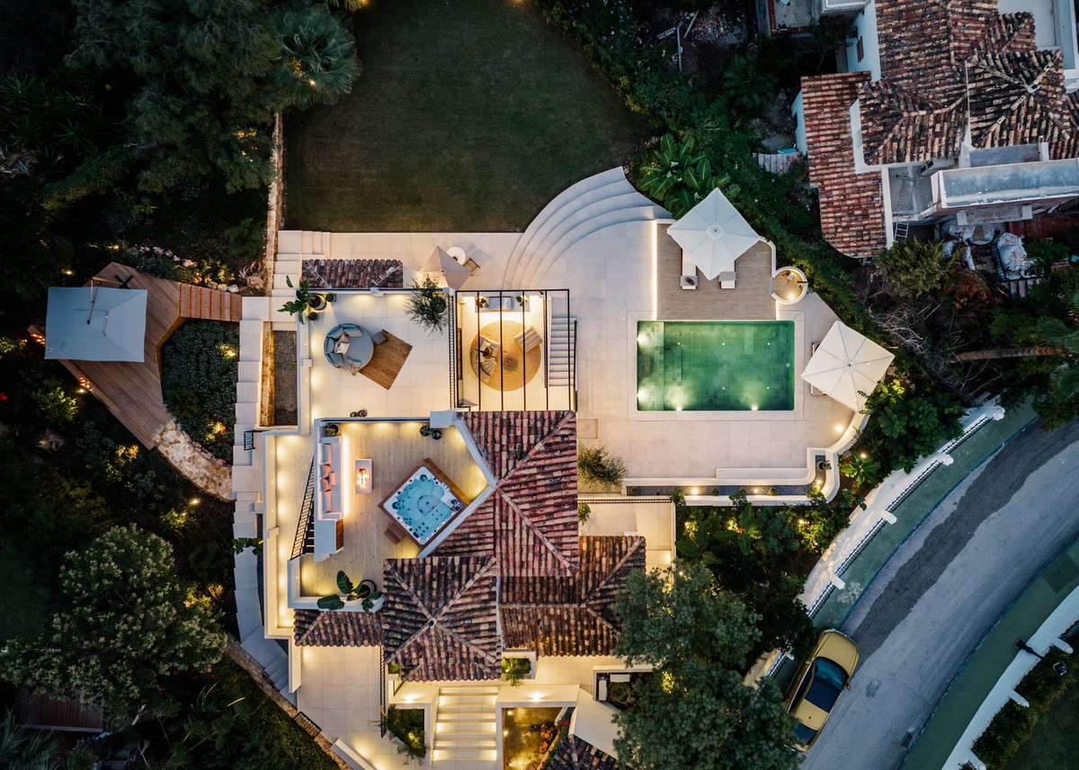 Villa te koop in Marbella - Nueva Andalucía 31