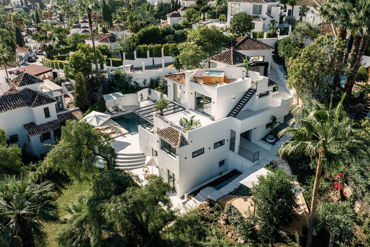 Chalé en venta en Marbella - Nueva Andalucía 35