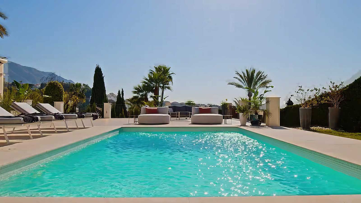 Villa te koop in Marbella - Nueva Andalucía 10
