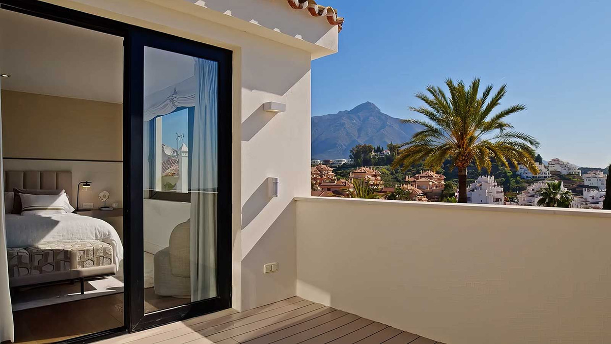 Villa te koop in Marbella - Nueva Andalucía 9
