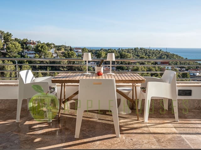 Villa for sale in Sitges and El Garraf 6