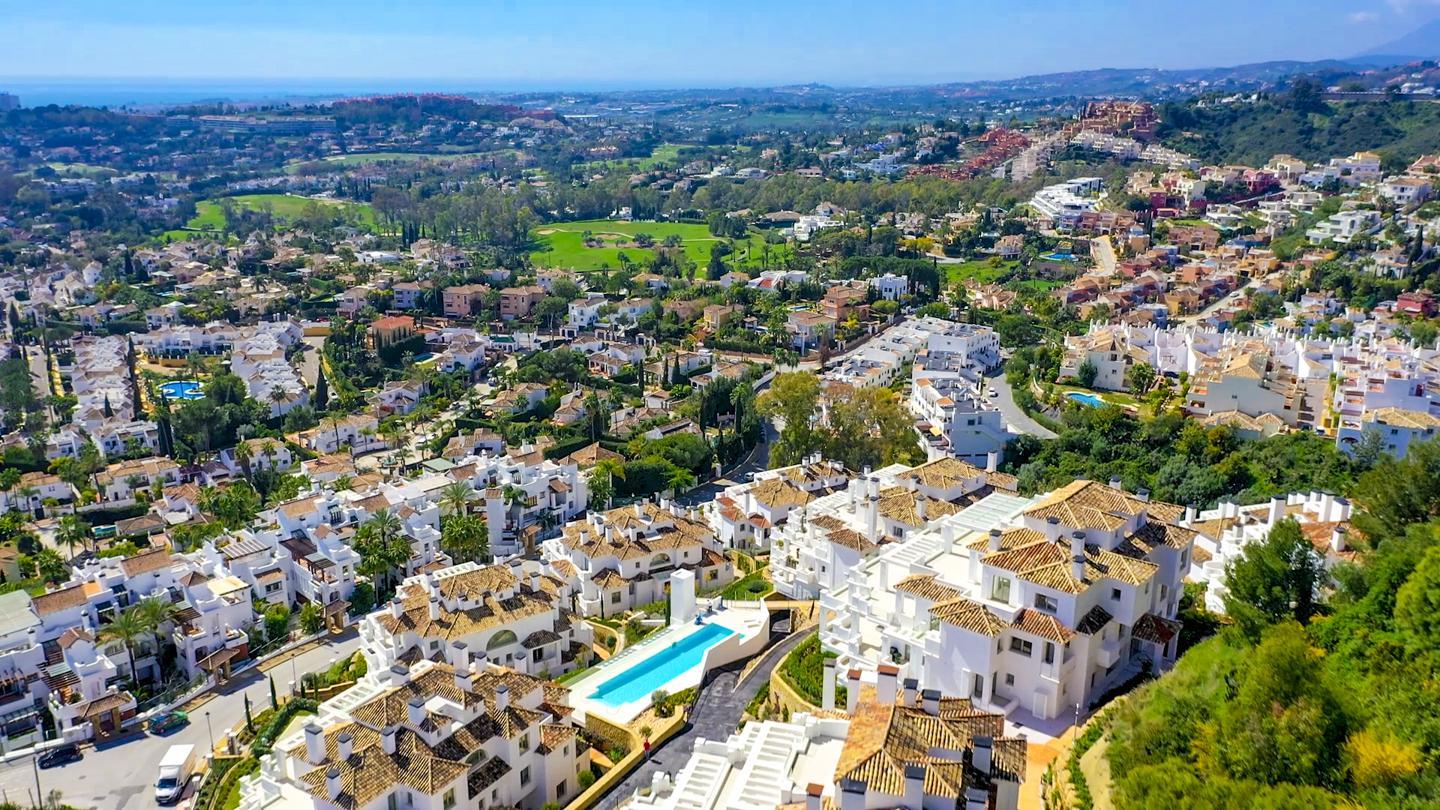 Apartamento en venta en Marbella - Nueva Andalucía 28