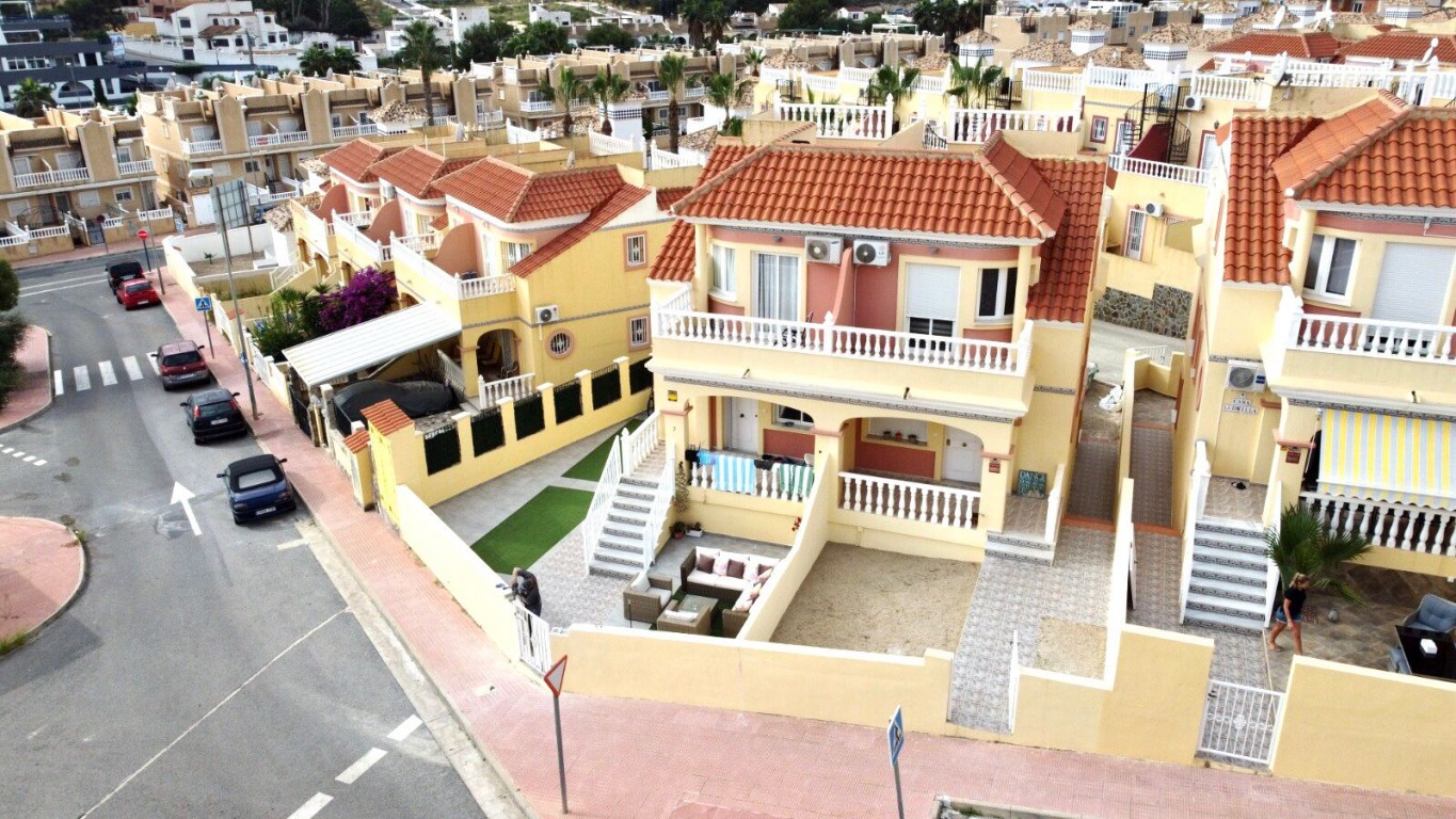 Villa till salu i Alicante 1