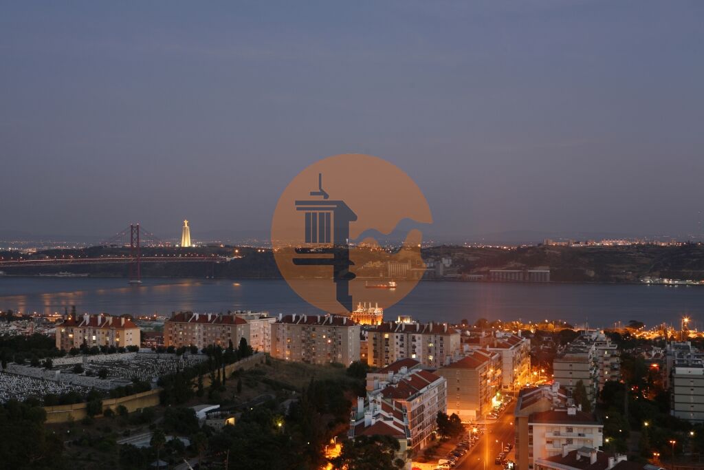 Квартира для продажи в Lisbon 6