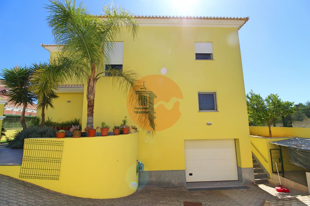 Villa for sale in Tavira 3