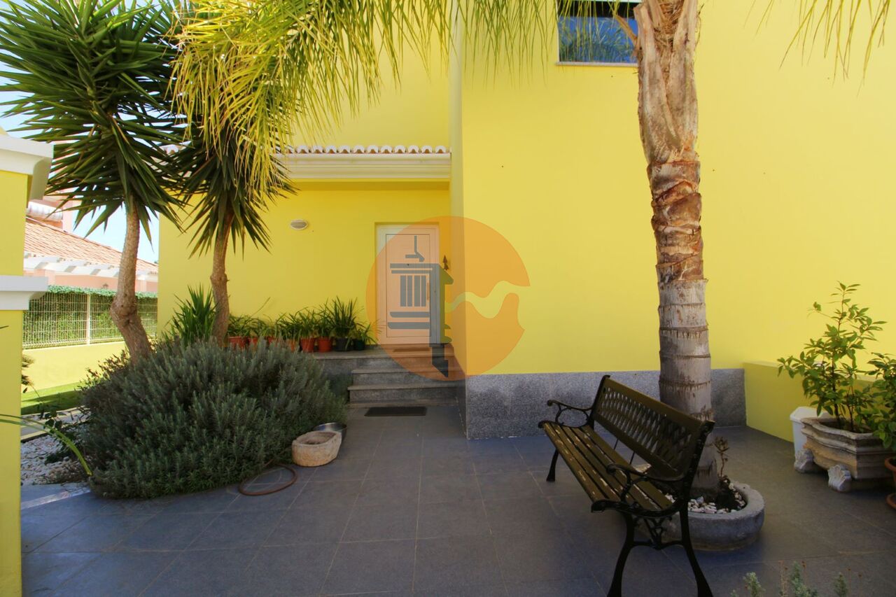 Villa for sale in Tavira 5