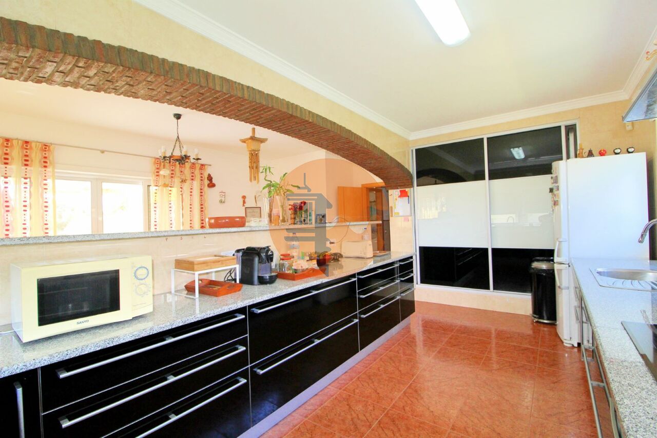 Villa for sale in Tavira 17