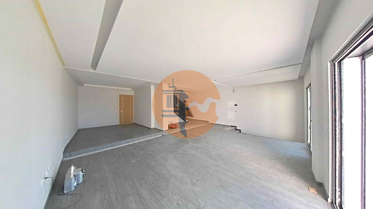 Apartment for sale in Faro 8