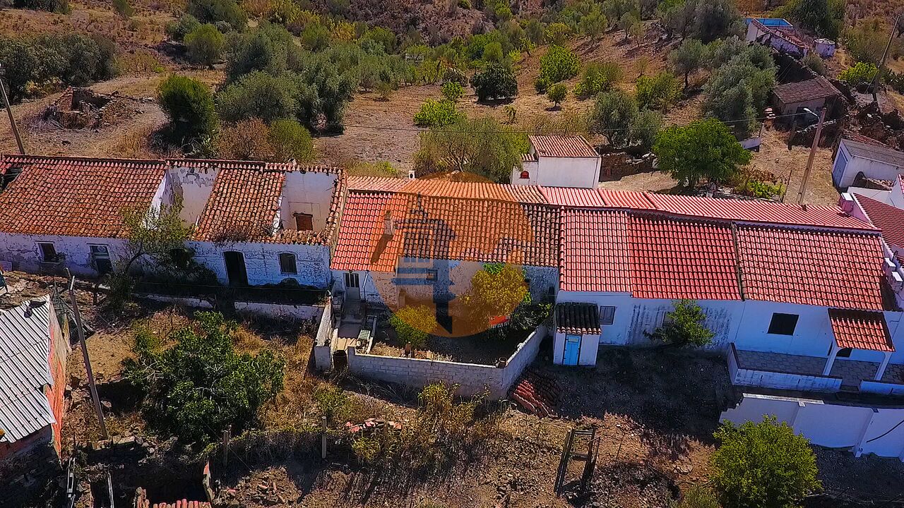 Villa for sale in Faro 79
