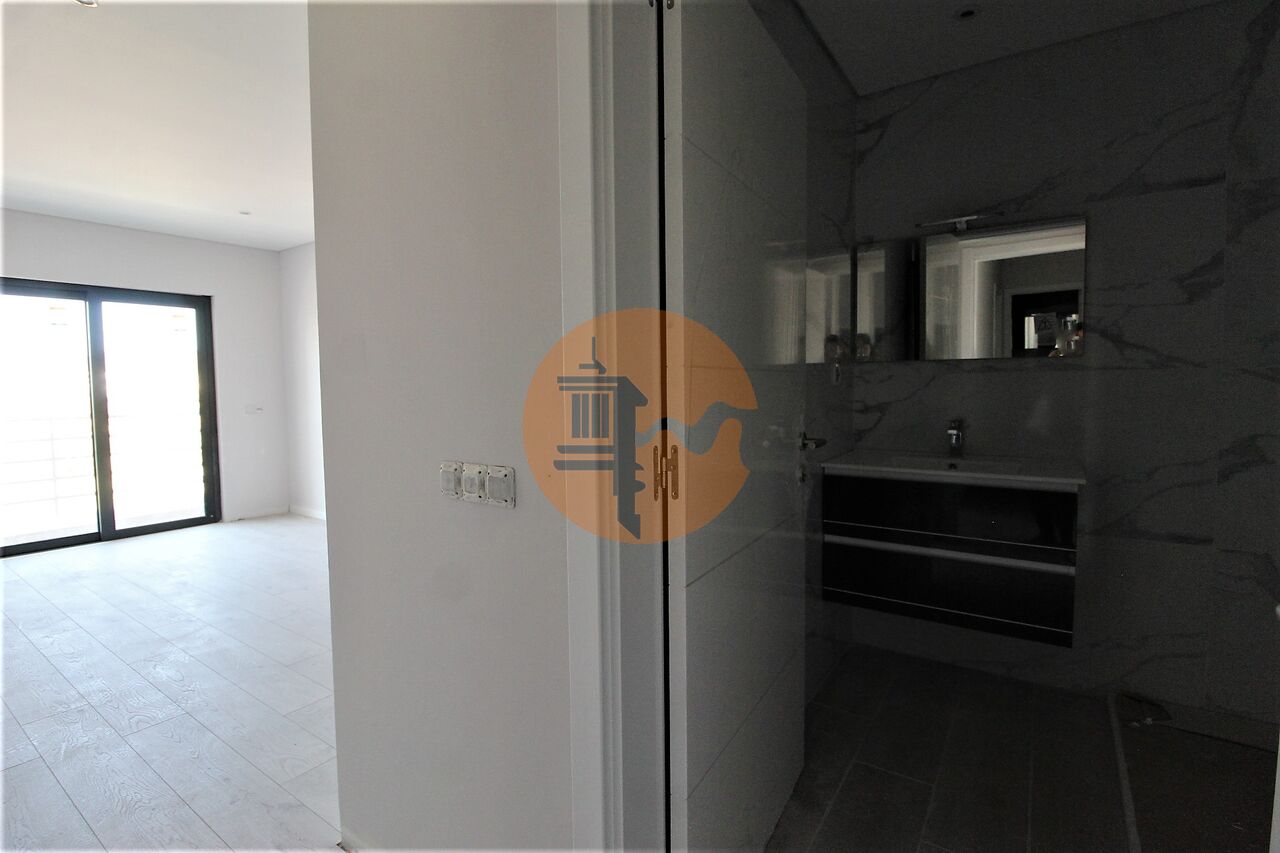 Apartment for sale in Olhão 10