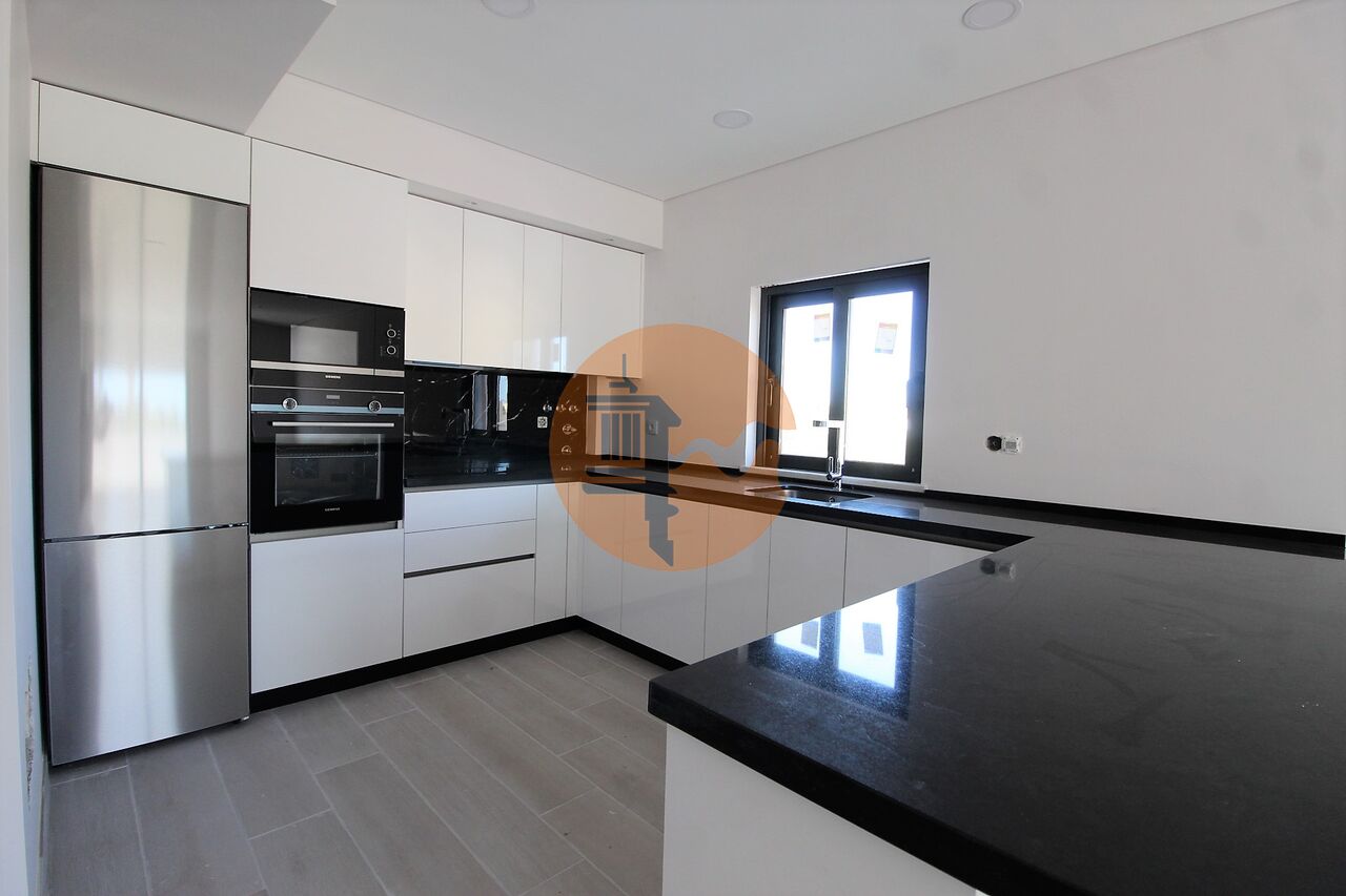 Property Image 592070-olhao-apartment-2-2