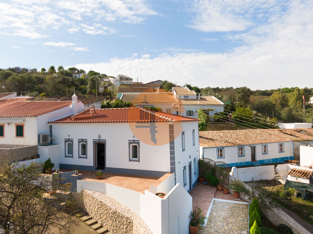 Villa for sale in Faro 9