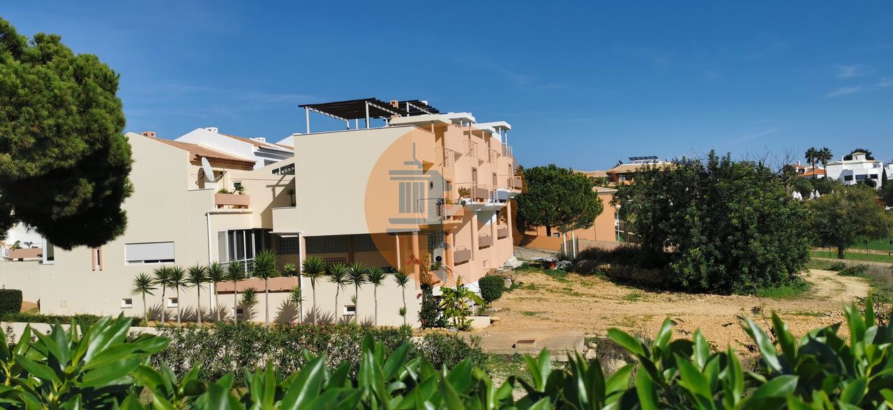 Villa for sale in Lagoa 42