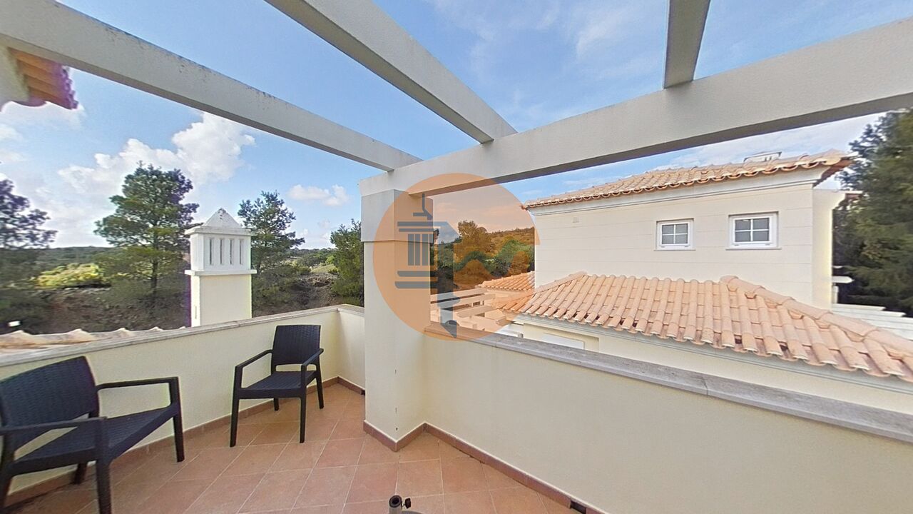 Villa for sale in Faro 15