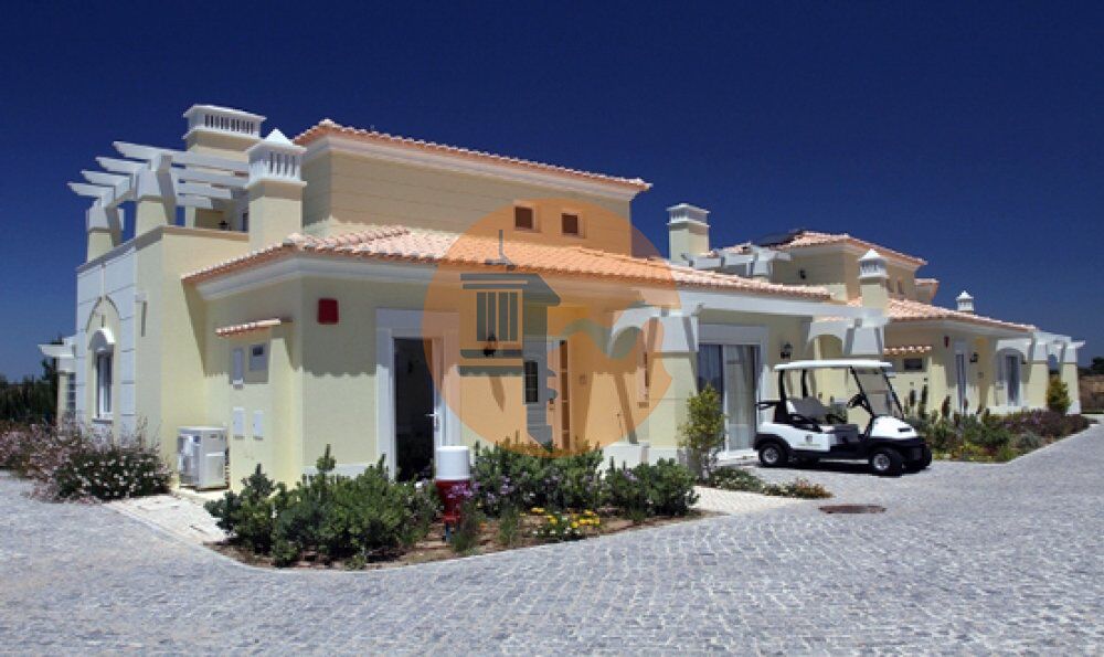 Villa te koop in Faro 10