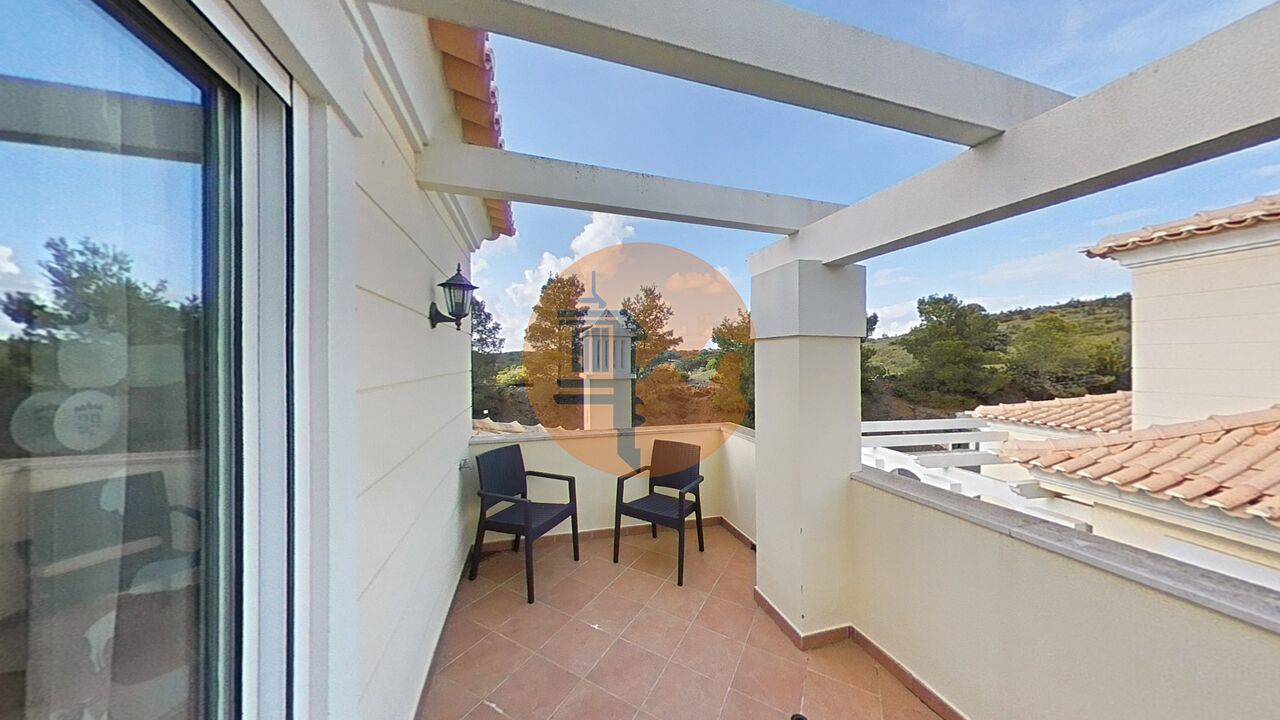 Villa for sale in Faro 12