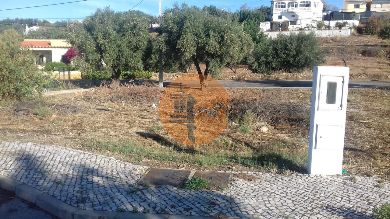 Plot for sale in Faro 19