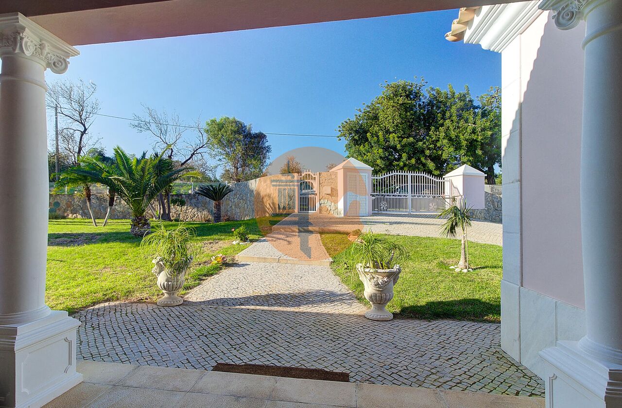 Villa for sale in Olhão 6