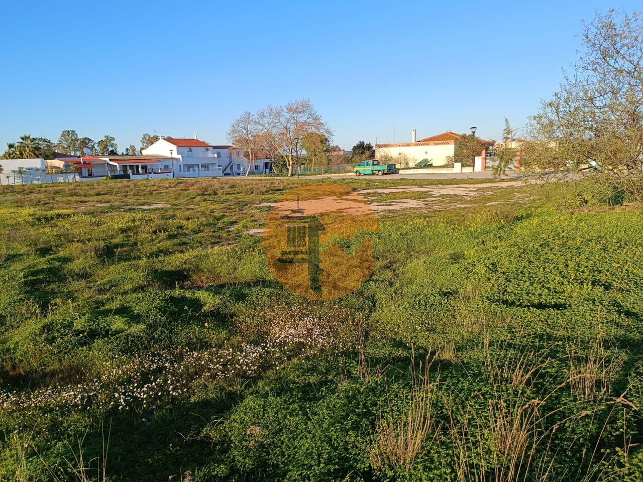 Plot for sale in Faro 4