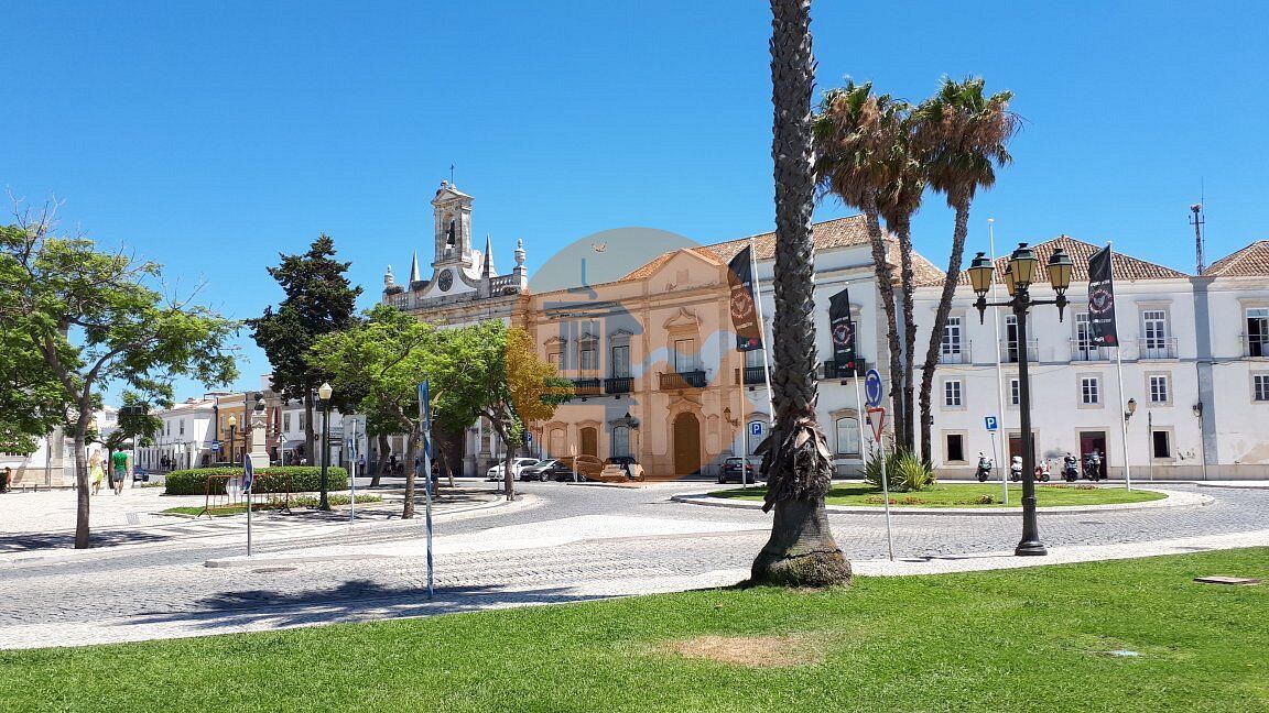 Wohnung zum Verkauf in Faro 13