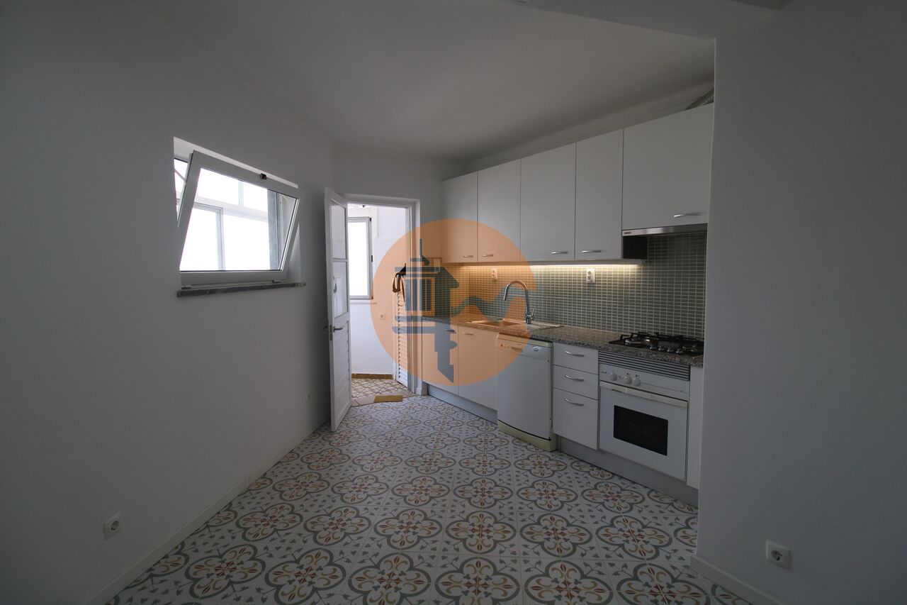Property Image 592203-olhao-apartment-3-2