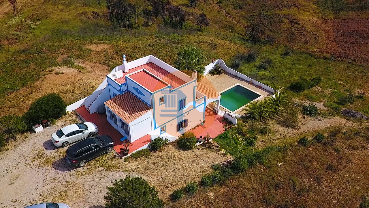 Villa for sale in Tavira 43