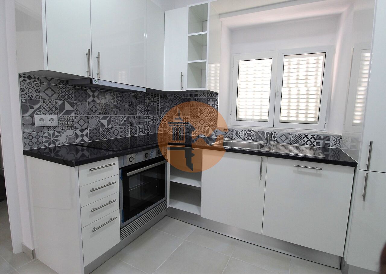 Property Image 592357-olhao-apartment-2-1
