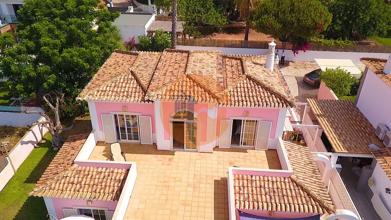 Villa te koop in Loulé 55